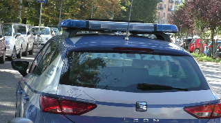 Maxi rissa in strada in Barriera di Milano, due feriti all’ospedale